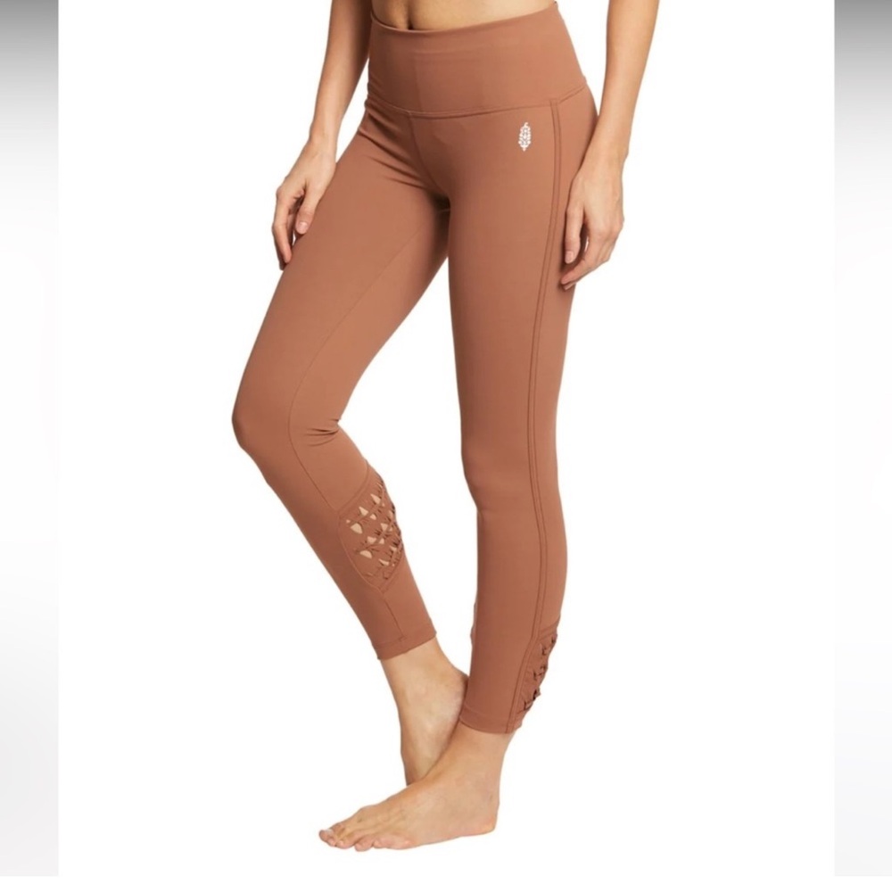 FREE PEOPLE MOVEMENT Revelation Yoga Work Out Leggings Brown Small